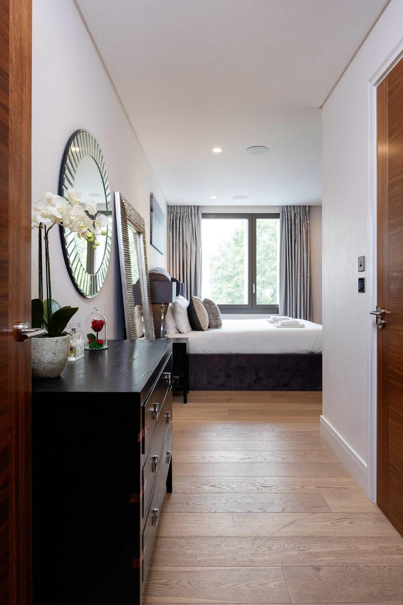 Apartment Veeve - Westbourne Curve London