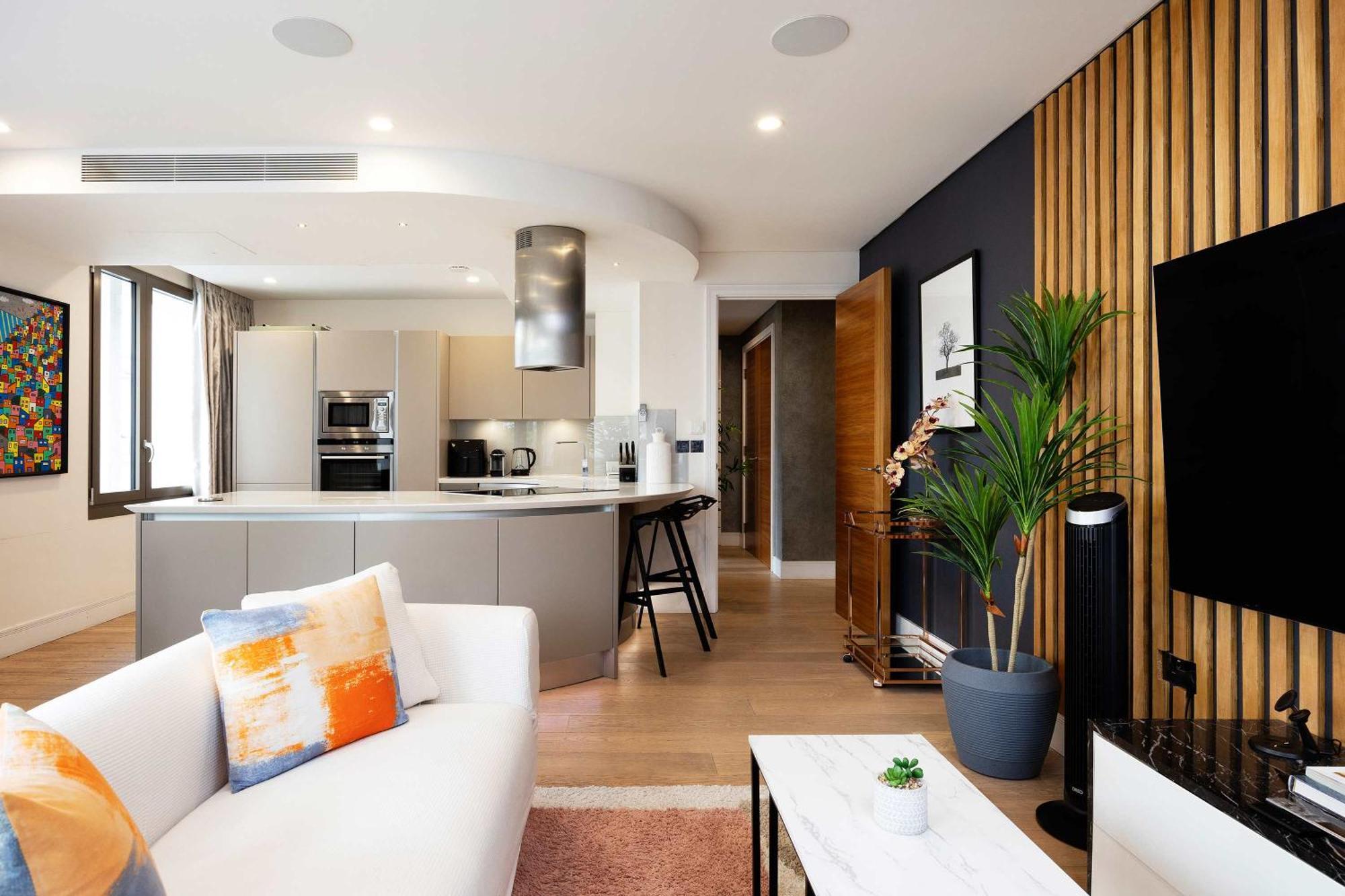 Veeve - Westbourne Curve London